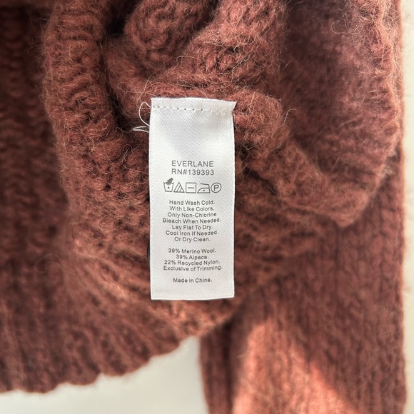 Everlane The Lofty-Knit Cardigan in a brown, chocolate - Picture 5 of 10